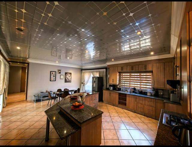 3 BEDROOM HOUSE FOR SALE IN ROSE ACRES ESTATE